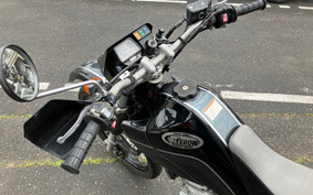 YAMAHA SEROW 225 DG08J