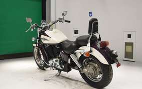 HONDA SHADOW 1100 1995 SC32