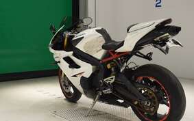 TRIUMPH DAYTONA 675 R 2011