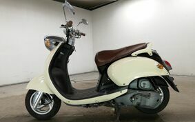 YAMAHA VINO 125 SE13