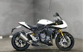 TRIUMPH SPEED TRIPLE 1200 RR 2022 S3P02