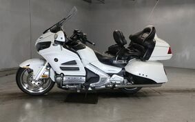 HONDA GL 1800 GOLD WING 2013 SC68