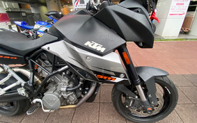 KTM 690 SUPERMOTO T 2010 VS940