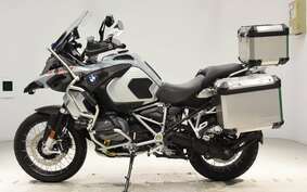 BMW R1250GS ADVENTURE 2021 0M11