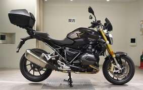 BMW R1200R 2018 0A04