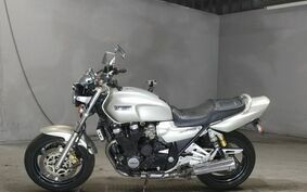 YAMAHA XJR1200 1995 4KG