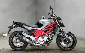 SUZUKI GLADIUS 2014 VK58A