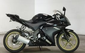 YAMAHA YZF-R125 RE06