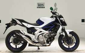 SUZUKI GLADIUS 2013 VK58A