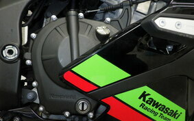 KAWASAKI ZX-25R ZX250E