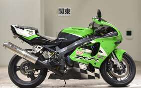 KAWASAKI NINJA ZX-7R 2003 ZX750P