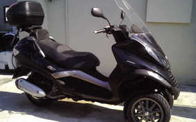 PIAGGIO MP3 250 RL M472