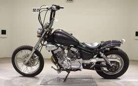 YAMAHA VIRAGO 250 3DM