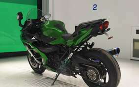 KAWASAKI NINJA H2 SX SE 2018 ZXT02A