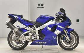 YAMAHA YZF-R1 1999 RN01