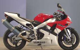 YAMAHA YZF-R1 2000 RN01