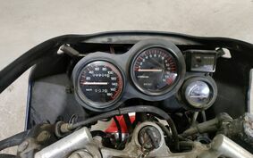 YAMAHA FZ400 R 1984 46X