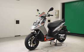 APRILIA SR125