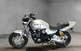 YAMAHA XJR1200 1997 4KG