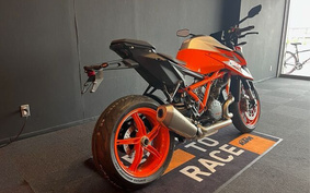 KTM 1290スーパーDUKE-R EVO 2024 V3940