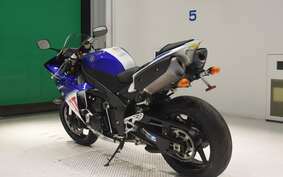 YAMAHA YZF-R1 2010