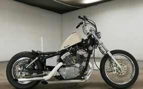 YAMAHA VIRAGO 250 3DM