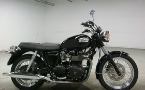 TRIUMPH BONNEVILLE 2004 J900TM