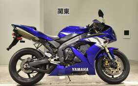 YAMAHA YZF-R1 2004 RN12