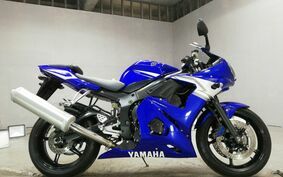 YAMAHA YZF-R6 2004 RJ05