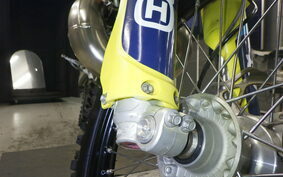 HUSQVARNA TE250I UTA2