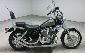 YAMAHA VIRAGO 250 3DM