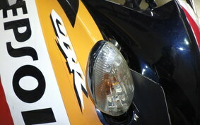 HONDA CBR250R A MC41