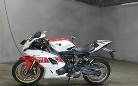 YAMAHA YZF-R7 2022 RM39J