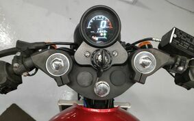 GPX  レジェンド250ツイン SYA5