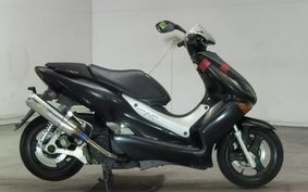 YAMAHA MAXTER 125 SE05