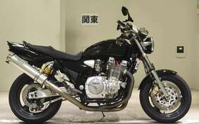 YAMAHA XJR1300 1999 RP01J