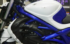 SUZUKI GLADIUS 2012 VK58A