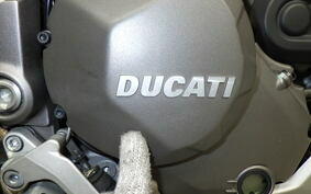 DUCATI MULTISTRADA 1200 S 2015