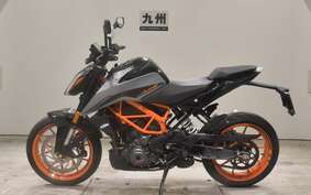 KTM 390 DUKE 2022