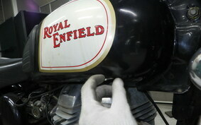 ROYAL ENFIELD CLASSIC 500 EFI 2011