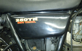 KAWASAKI 250TR BJ250F