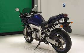 YAMAHA FZS600 FAZER 2004