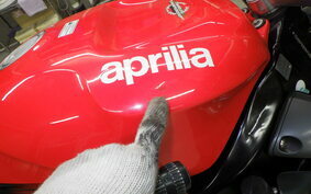 APRILIA TUONO 1000R 2004