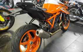 KTM 1290 SUPER DUKE R 2024 V3940