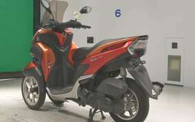 YAMAHA TRICITY 125 SE82J