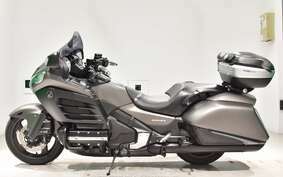 HONDA GL 1800 GOLD WING F6B 2015 SC68