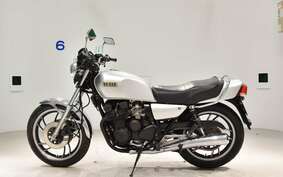 YAMAHA XJ550 2022 4V8