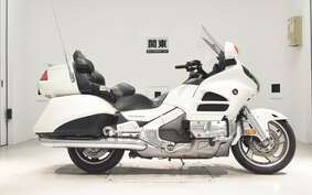 HONDA GL 1800 GOLD WING 2012 SC68