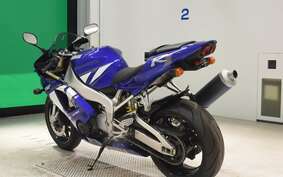 YAMAHA YZF-R1 2001 RN04