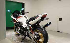 HONDA CB1300SB SUPER BOLDOR A 2011 SC54